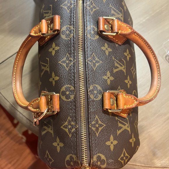 Louis Vuitton Monogram Speedy 25 - Picture 9 of 16